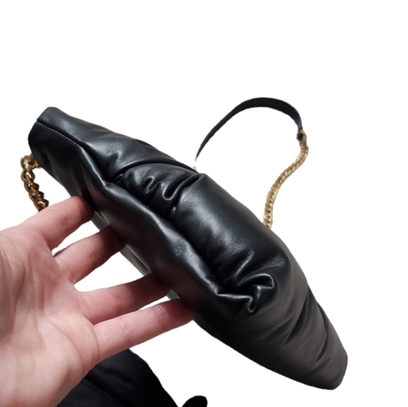 SOLD!! BNWT DOLCE & GABBANA Small calfskin Devotion Soft bag - Picture 6 of 11